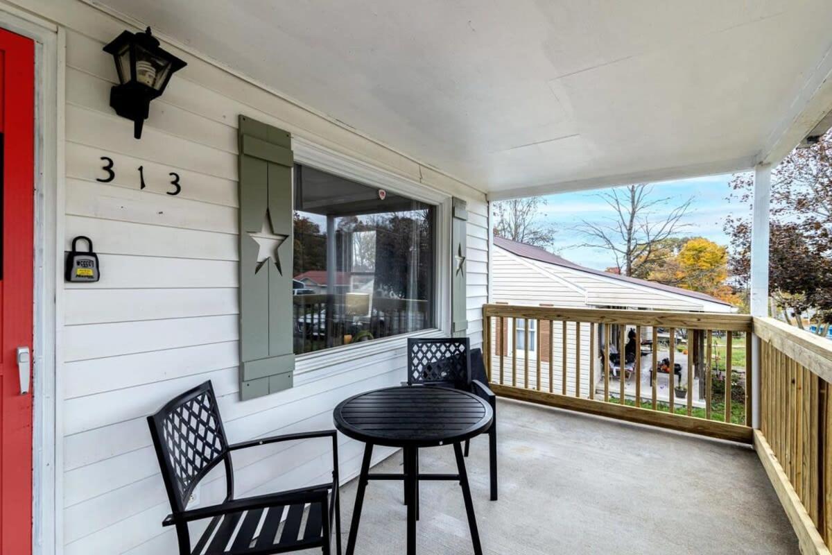 New River Gorge Cottage W Hot Tub, Fire Pit, Grill Oak Hill Buitenkant foto